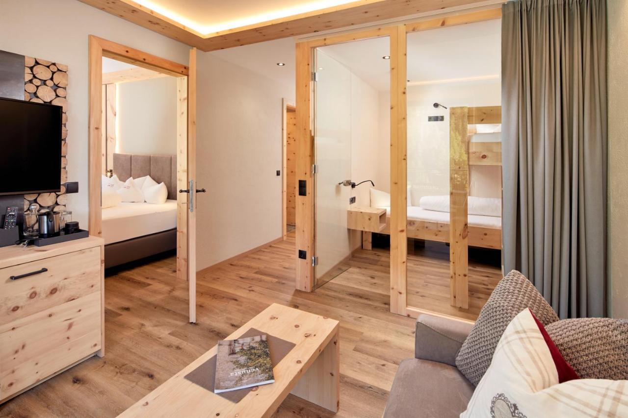 Anigglhof Hotel Malles Venosta Ngoại thất bức ảnh