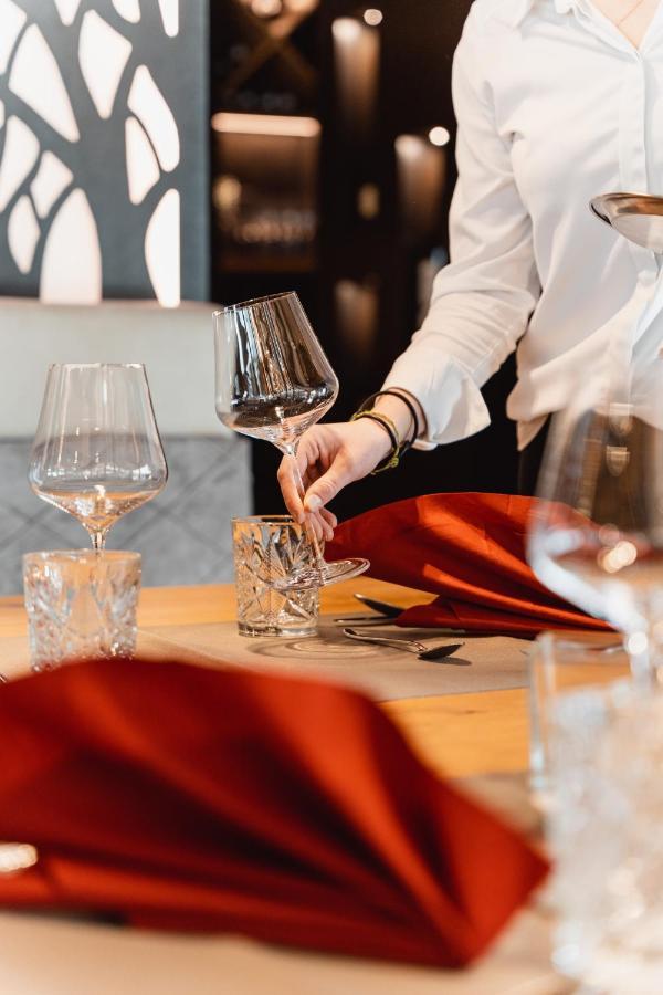 Anigglhof Hotel Malles Venosta Ngoại thất bức ảnh